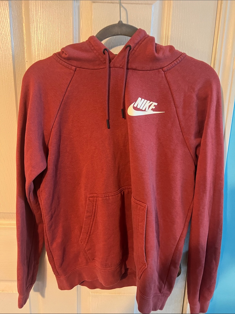 Nike Men's Burgundy Pullover Hoodie with White Logo